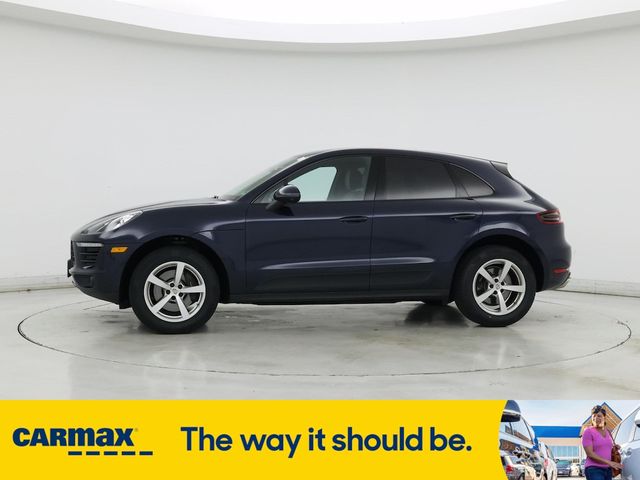 2017 Porsche Macan Base