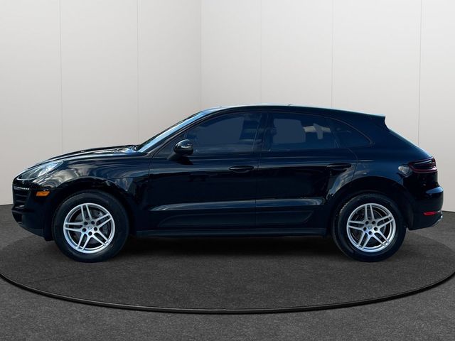 2017 Porsche Macan Base