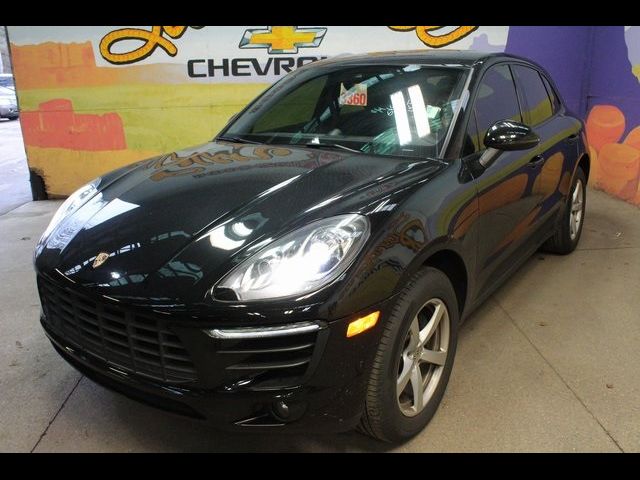 2017 Porsche Macan Base