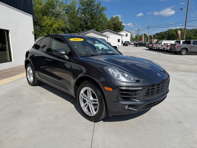 2017 Porsche Macan Base