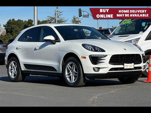 2017 Porsche Macan Base