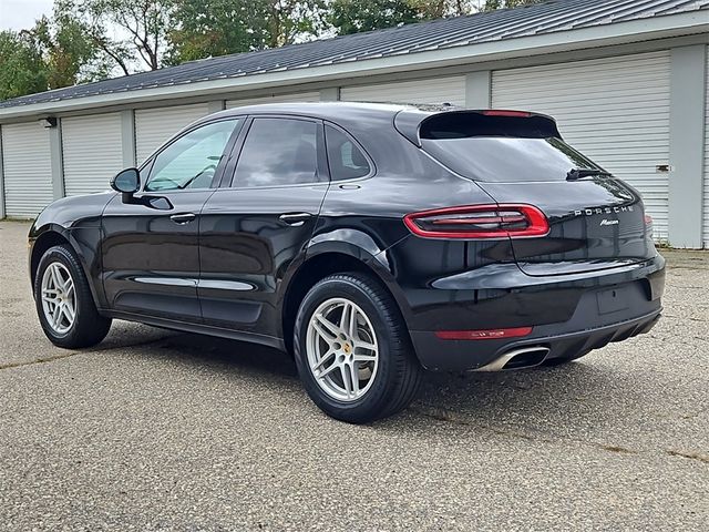 2017 Porsche Macan Base