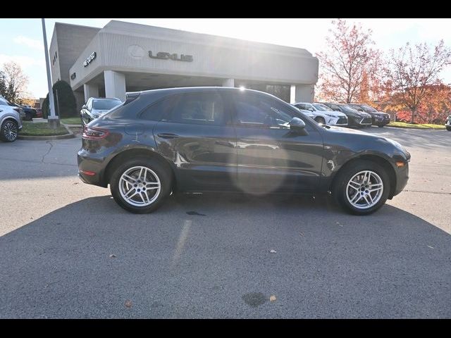 2017 Porsche Macan Base