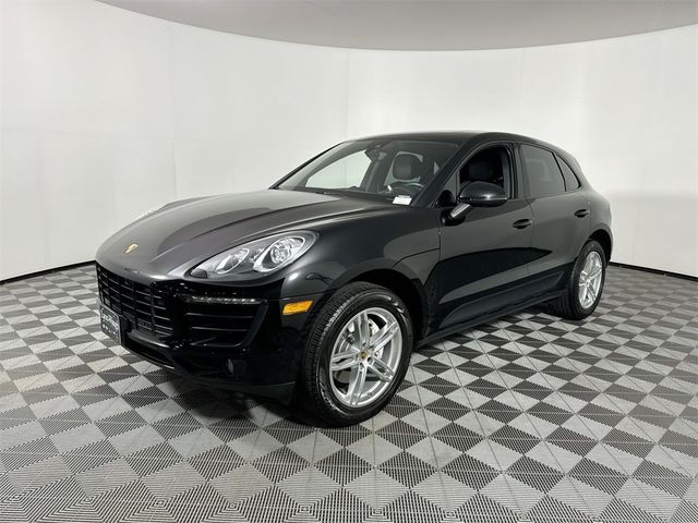 2017 Porsche Macan Base