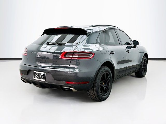 2017 Porsche Macan Base