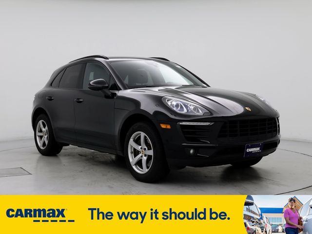 2017 Porsche Macan Base