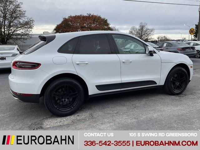 2017 Porsche Macan Base