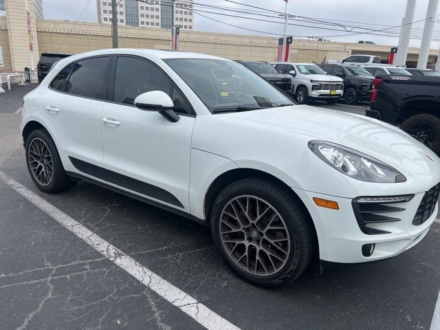 2017 Porsche Macan Base