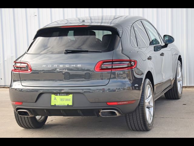 2017 Porsche Macan Base