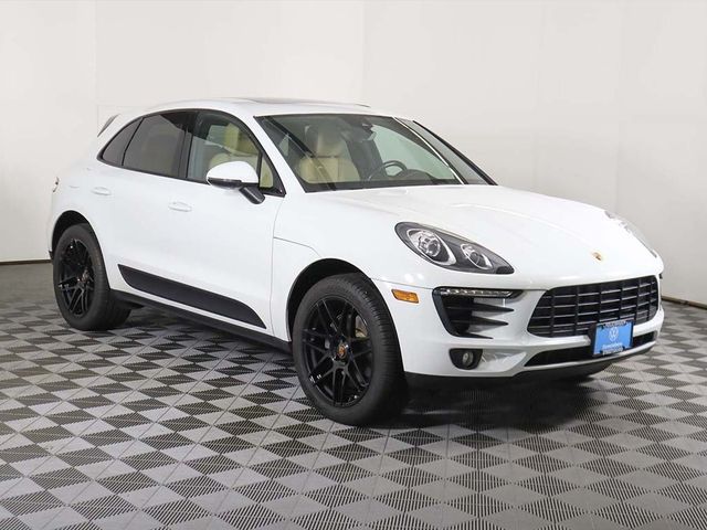 2017 Porsche Macan Base