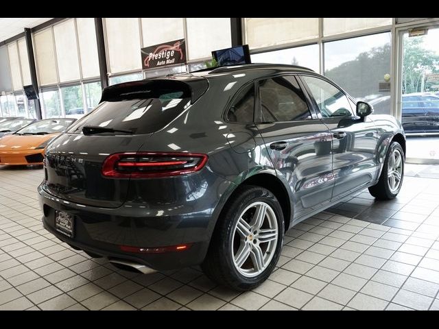 2017 Porsche Macan Base