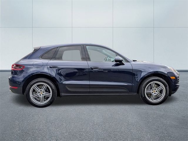 2017 Porsche Macan Base