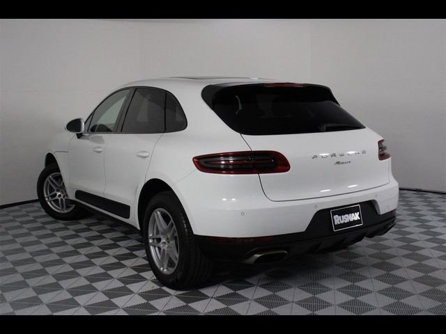 2017 Porsche Macan Base