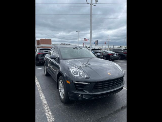 2017 Porsche Macan Base