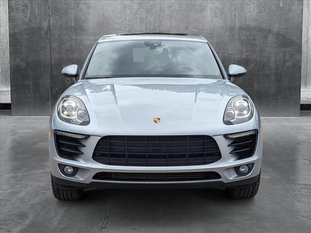 2017 Porsche Macan Base