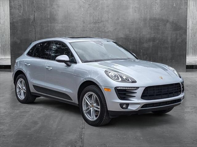 2017 Porsche Macan Base