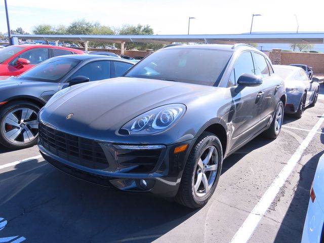 2017 Porsche Macan Base