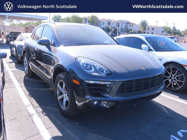 2017 Porsche Macan Base