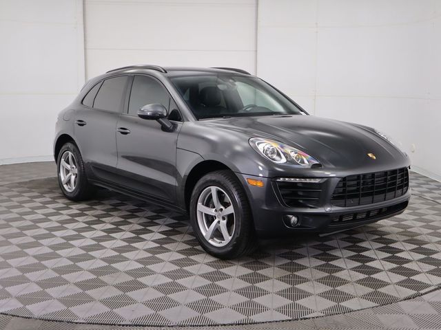 2017 Porsche Macan Base