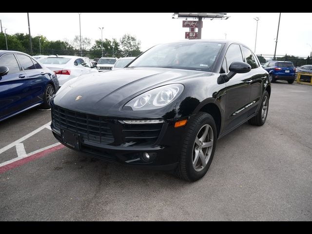 2017 Porsche Macan Base