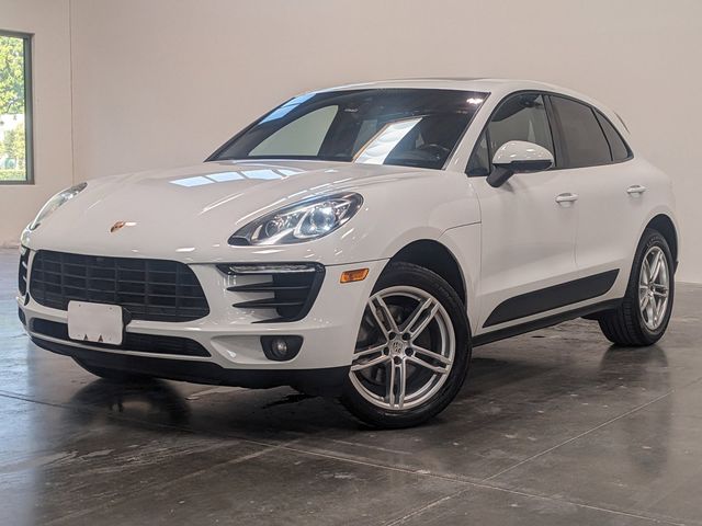 2017 Porsche Macan Base