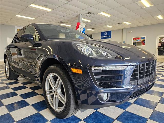 2017 Porsche Macan Base