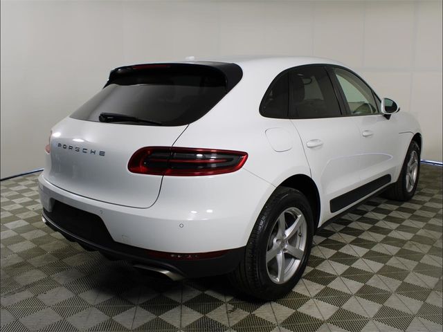 2017 Porsche Macan Base