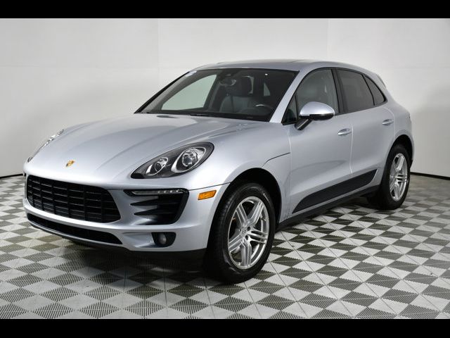 2017 Porsche Macan Base