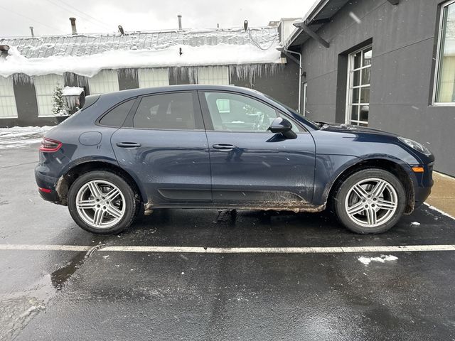 2017 Porsche Macan Base