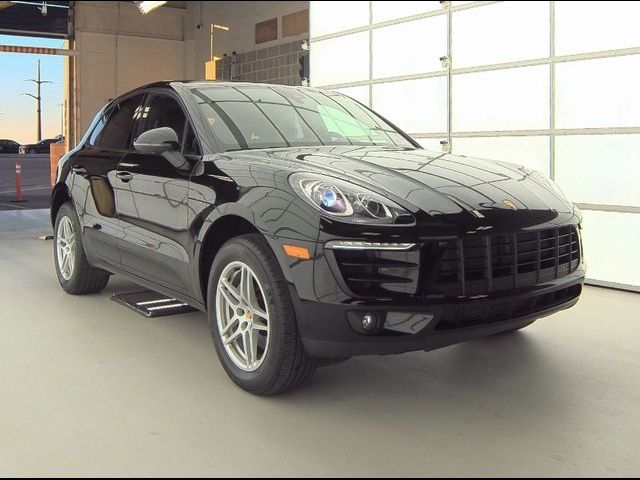 2017 Porsche Macan Base