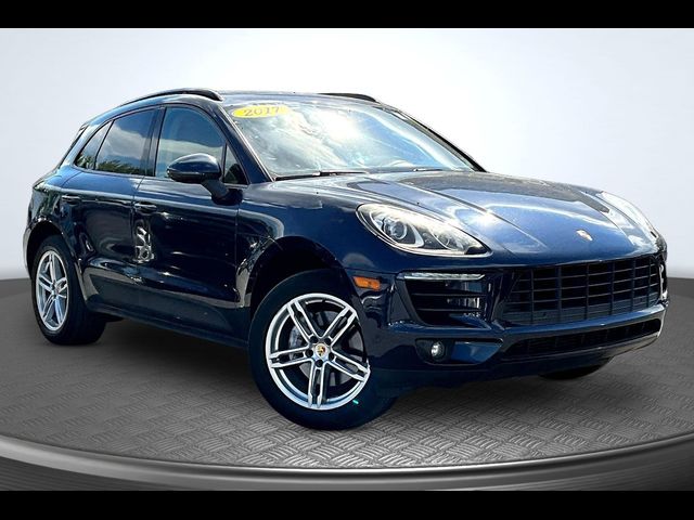 2017 Porsche Macan Base