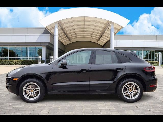 2017 Porsche Macan Base