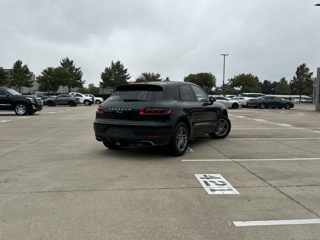 2017 Porsche Macan Base