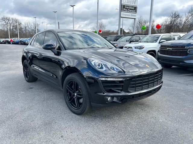 2017 Porsche Macan Base