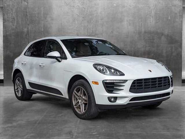 2017 Porsche Macan Base