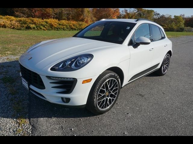 2017 Porsche Macan Base