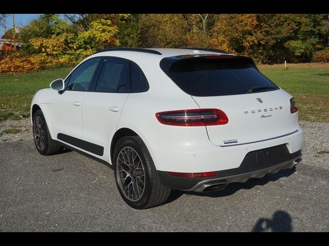 2017 Porsche Macan Base