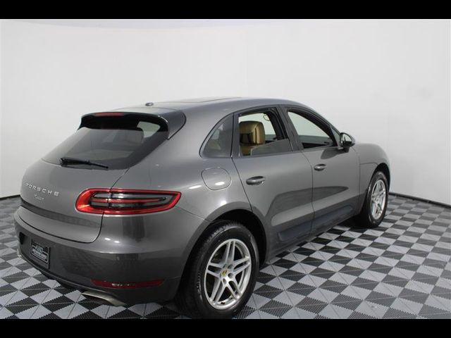 2017 Porsche Macan Base