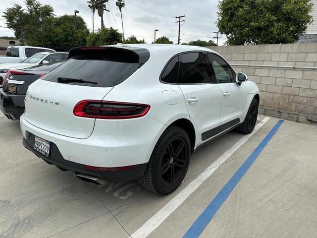 2017 Porsche Macan Base