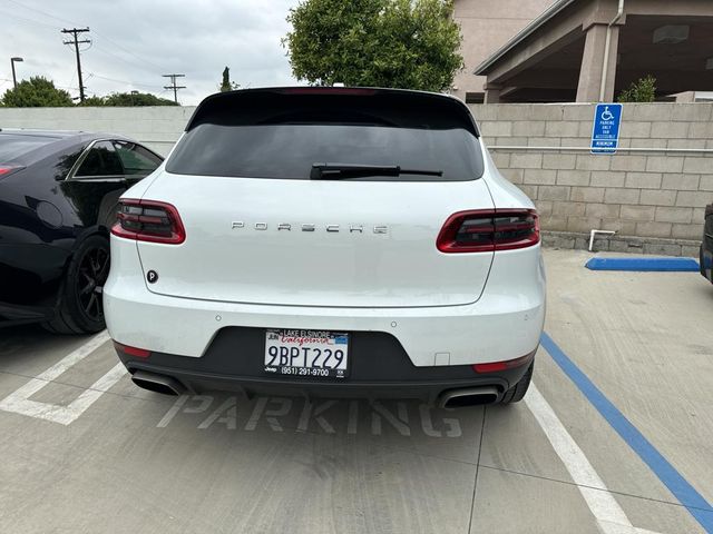 2017 Porsche Macan Base