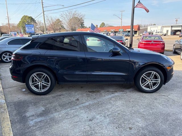 2017 Porsche Macan Base