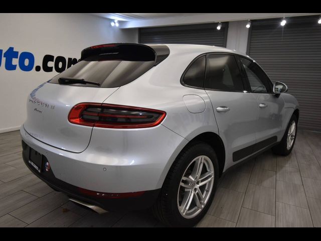 2017 Porsche Macan Base