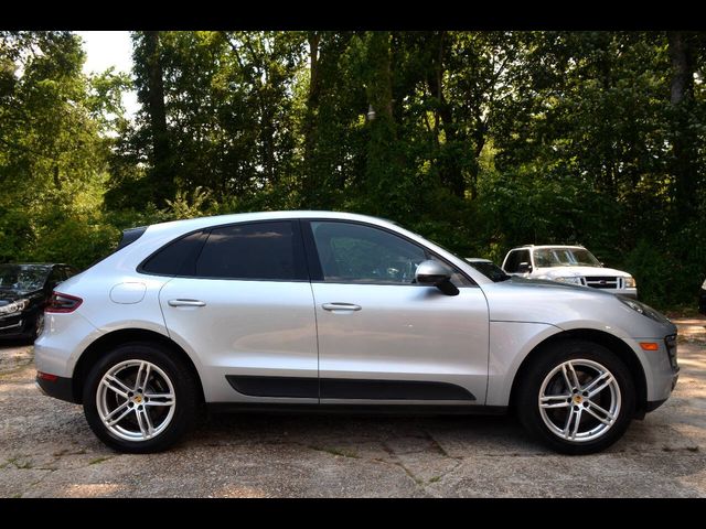 2017 Porsche Macan Base
