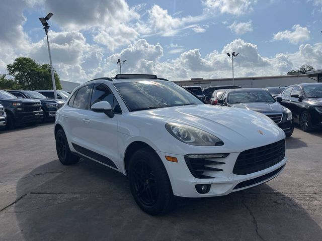 2017 Porsche Macan Base