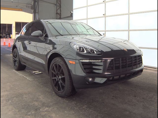 2017 Porsche Macan Base