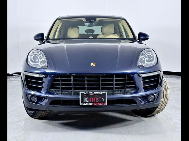 2017 Porsche Macan Base