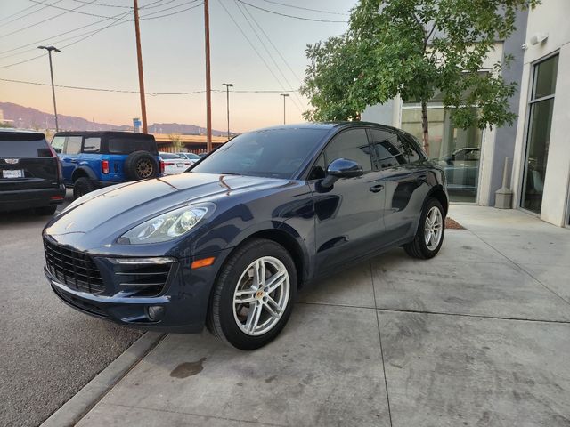 2017 Porsche Macan Base