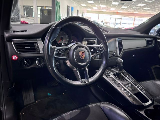 2017 Porsche Macan GTS