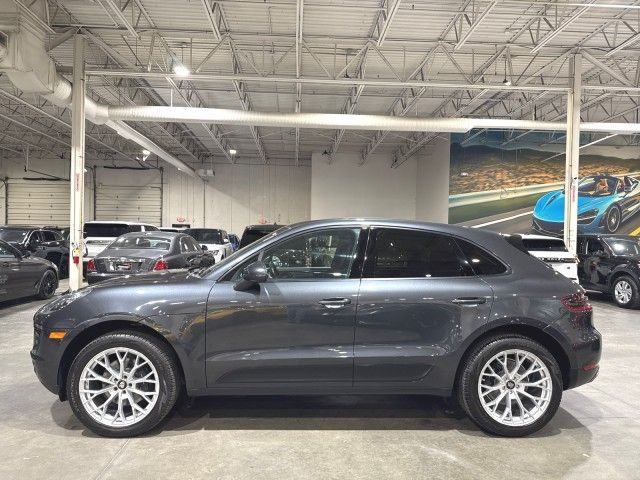 2017 Porsche Macan Base