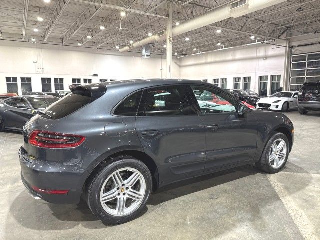 2017 Porsche Macan Base